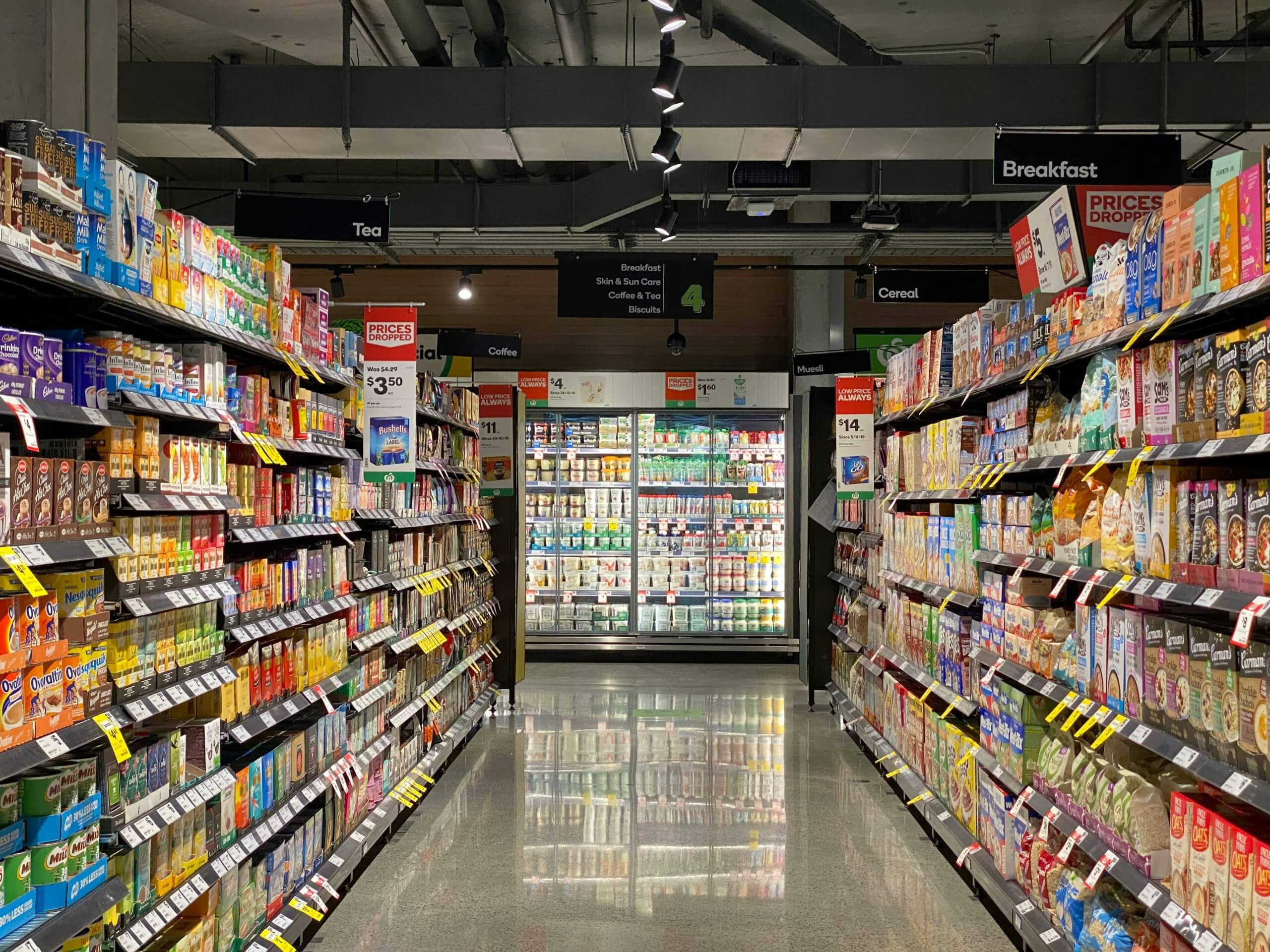 Supermarkt, Regale, Mindesthaltbarkeitsdatum