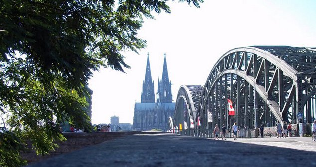 Vortrag in Köln: "Wünsche werden wahr" Vortrag in Köln: "Wünsche werden wahr"